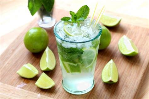 The Authentic Mojito Recipe You Need In Your Life