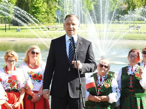 Prezydent Andrzej Duda W Zambrowie M Wi O Wojnie Na Ukrainie