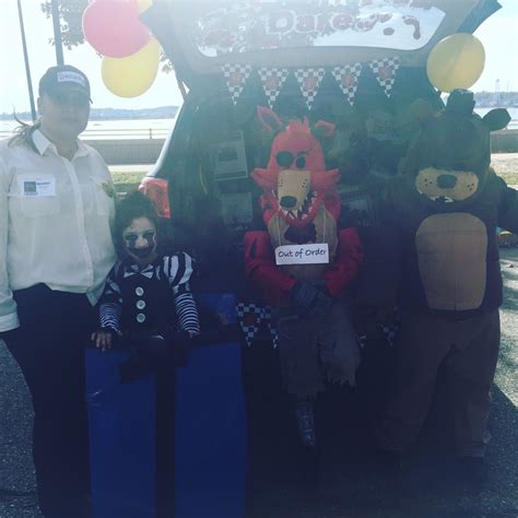 Five Nights At Freddys Trunk Or Treat Decorations The Gang Joe Schmidt The Marionette Foxy