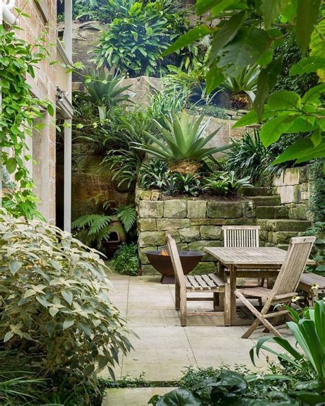 Warm Tropical Backyard Landscaping Ideas 25 Tropical Backyard