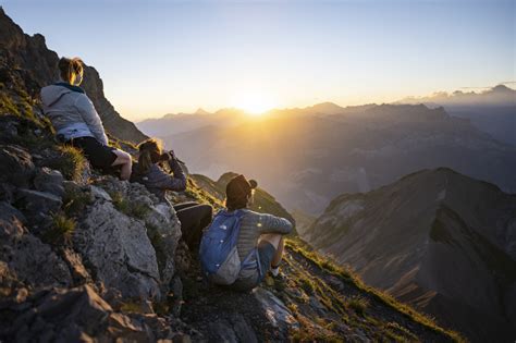 Le refuge de la pointe Percée par la Tête des Annes activités Le