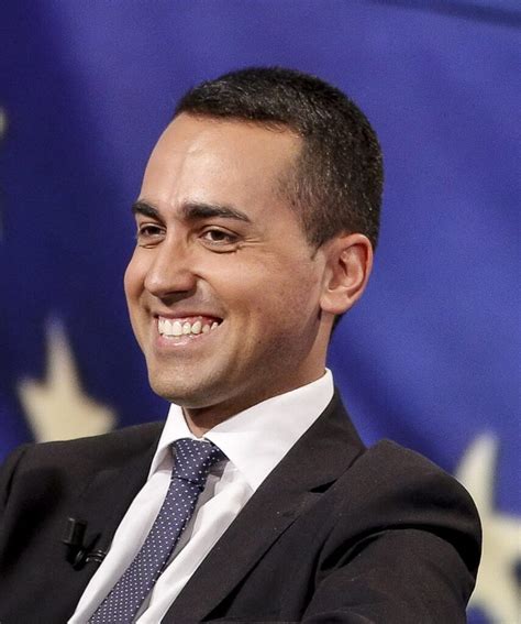 Luigi Di Maio Nuova Fidanzata Chi è Lex Ministro Beccato Così