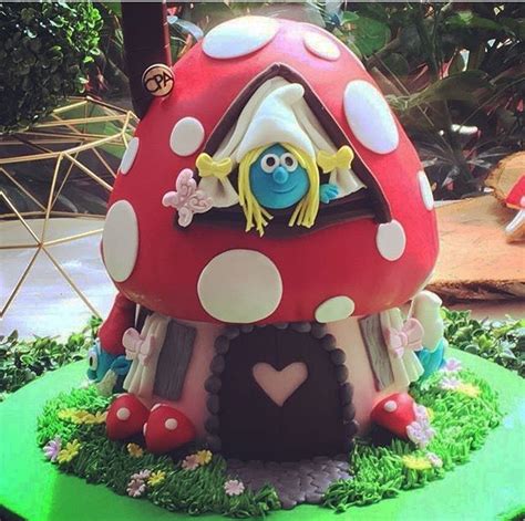 There Is A Cake Made To Look Like A Mushroom House