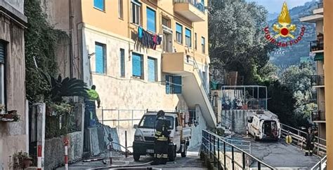 Fuga Di Gas A Genova Nervi Evacuato Un Condominio