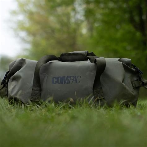 Torba za pribor Korda Compac Duffle 30 Spletna ribiška trgovina Trofeja