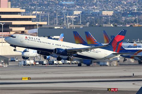 Delta Air Lines Boeing Er N Dn At Klas Joshua Ruppert Flickr