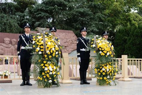 清明祭英烈 忠诚铸警魂