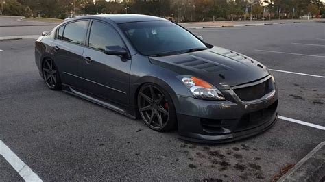 Nissan Altima Modified