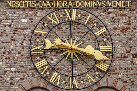 What is the Difference Between Uppercase and Lowercase Roman Numerals?