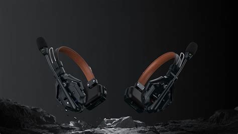 Hollyland's Cutting-Edge Headsets Enhance Your On-Set Communication ...