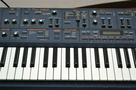 MATRIXSYNTH: Roland JP-8000 Keyboard Synthesizer