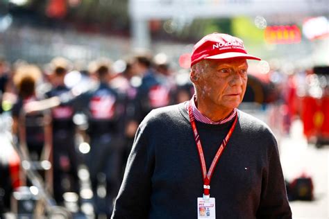 F1 legend Niki Lauda hospitalized for lung transplant surgery