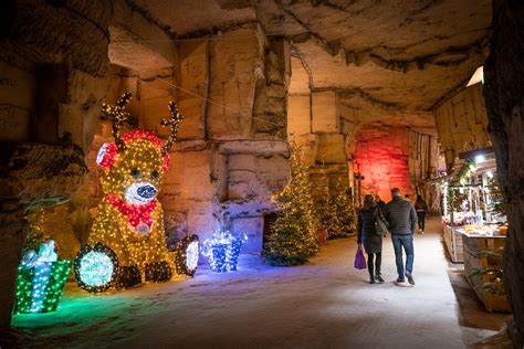 Kerstmarkt Gemeentegrot Valkenburg Sfeerimpressie