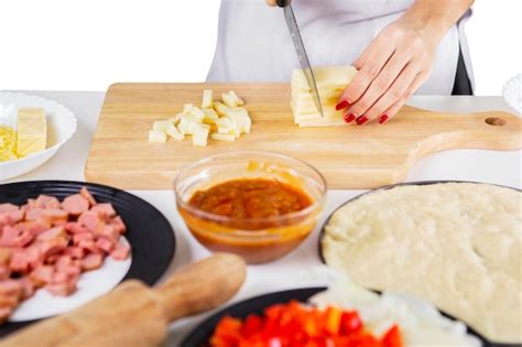 Premium Photo Unknown Female Chef Slicing Mozzarella