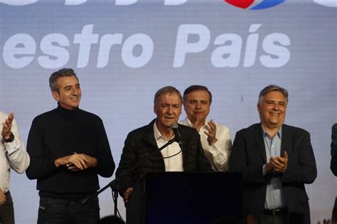 Schiaretti Felicitó A Milei Por Ser El Candidato Más Votado En Córdoba