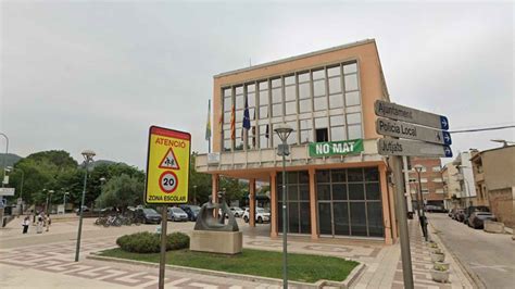 Cerco a la policía local de Santa Coloma de Farners Al último cabo lo