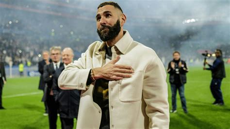 Benzema rompe su silencio en Lyon tras su última lesión