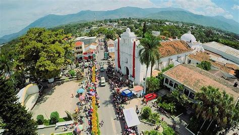 Iglesia de San Mateo y Parque Miguel Ángel Asturias Salamá Baja Verapaz