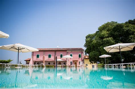 Piscina Bosco Del Gal Agriturismo Vicino Gardaland