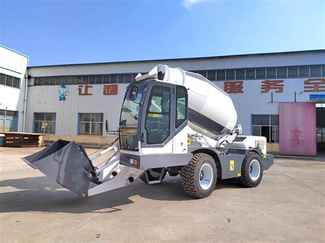 Automatic Feeding Self Loading Mixer Truck Lt Lichi Equipment