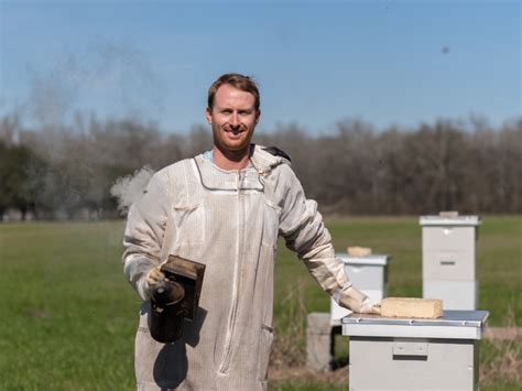 The Buzz At Bindis Bees Apiary Baton Rouge Parents