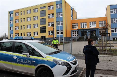 Reportnet De Falkensee Polizeieinsatz An Immanuel Kant Schule