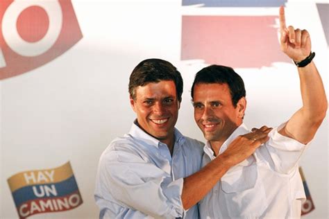 Venezuela López Abandona La Carrera Electoral Y Da Su Apoyo A Capriles