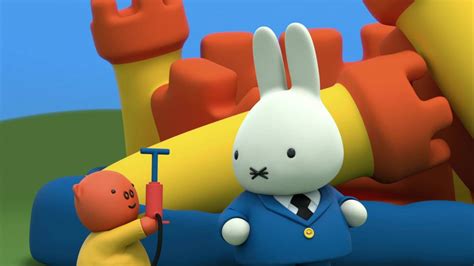 Małe i duże przygody Miffy odcinek 22 Miffy królową zamku dla