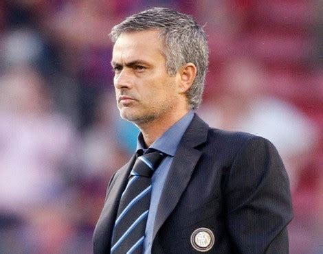 Caras José Mourinho eleito o melhor treinador do mundo