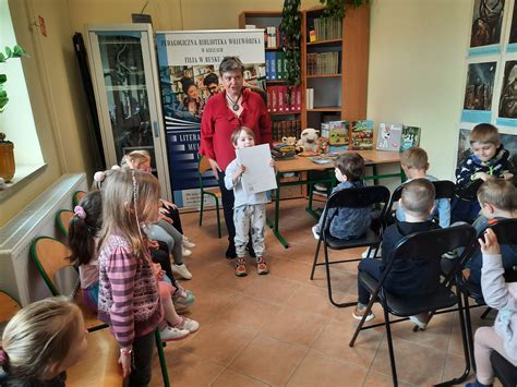 Wizyta W Bibliotece Grupa II Publiczne Przedszkole Nr 3 W Busku Zdroju