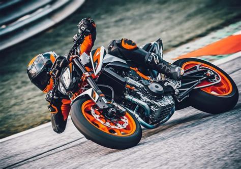 Ktm Duke R Arrivata The Super Scalpel Due Ruote Ansa It