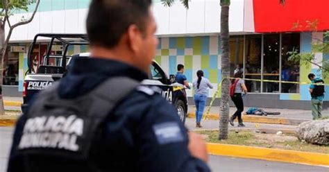 Ataque Armado En Cancún Un Muerto