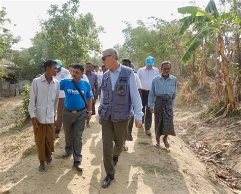 Le Chef Du Hcr Filippo Grandi Ach Ve Sa Visite Au Myanmar Unhcr Afrique