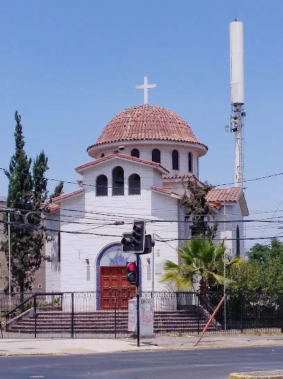 Iglesia Ortodoxa Griega De Los Santos Constantino Y Elena U Oa