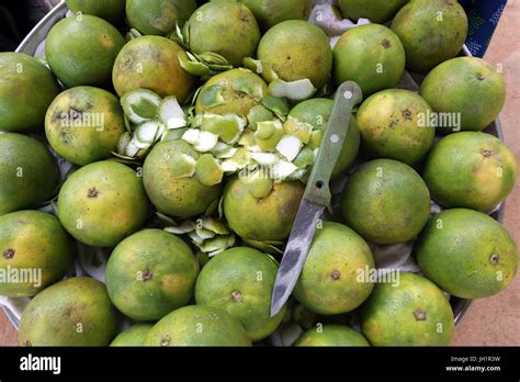 Mercado De Frutas Africanas Las Naranjas Togo Fotograf A De Stock Alamy