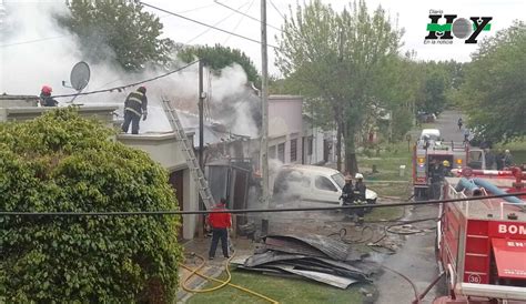 Grave Incendio En Una Vivienda De Ensenada Diario Hoy En La Noticia