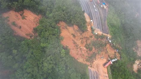 Fotos mostram cenário assustador de deslizamento no Paraná Metrópoles