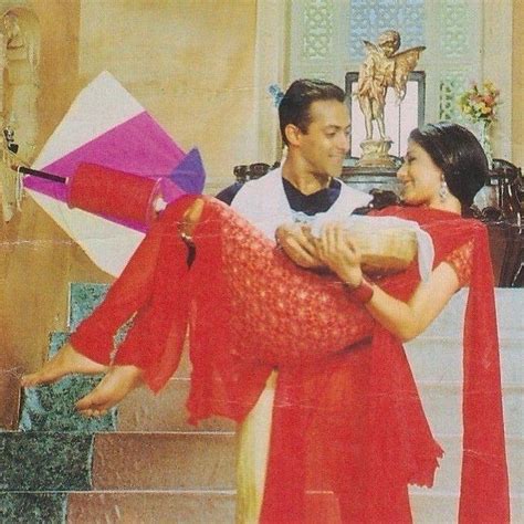 Salman Khan Sonali Bendre Hum Saath Saath Hain Vintage Bollywood