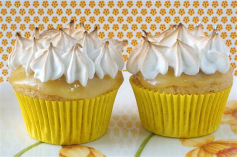 De Cupcakes Cupcakes De Lim N Con Lemon Curd Y Merengue Suizo