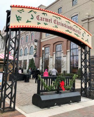 Christkindlmarkt in Carmel Indiana - Traveling Tanya