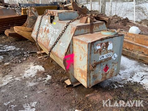 Kupi Zbiornik Na Paliwo Farmartank Liter Przez Licytacj Szwecja