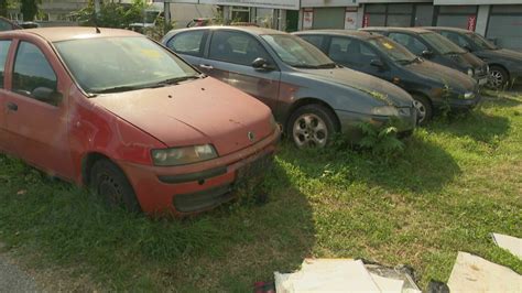 Groblje Starih Automobila U Samom Centru Zagreba Vlasnik Poru Uje