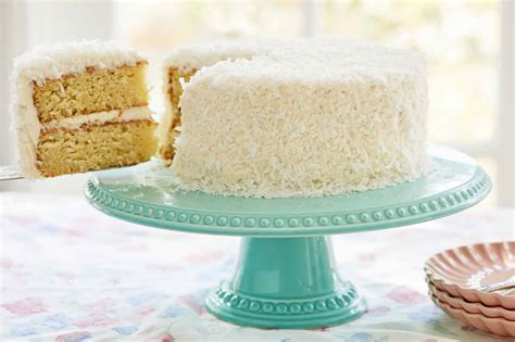 Extremely Moist Coconut Cake Recipe Boom Receitas