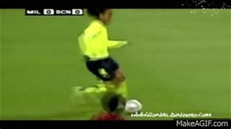 Ronaldinho Gaúcho Greatest Magician Skills Goals HD on Make a