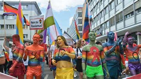 Christopher Street Day In Frankfurt Darum Findet Der Csd Nun Doch Statt