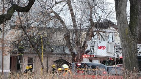 Fire Crews Battle House Fires In Winnipeg S North End Cbc News