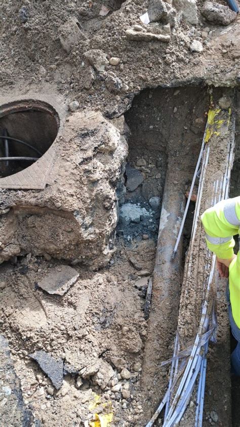 Reggio Calabria Riparata La Perdita Idrica In Via Trieste