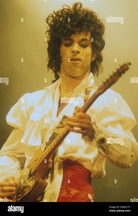 Prince Purple Rain 1985 Hi Res Stock Photography And Images Alamy