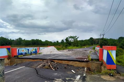 Dpupr Belitung Segera Perbaiki Jembatan Jalan Murai Yang Rusak Parah