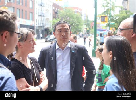 Nyc Mayoral Candidates Kathryn Garcia And Andrew Yang Campaign For Nyc